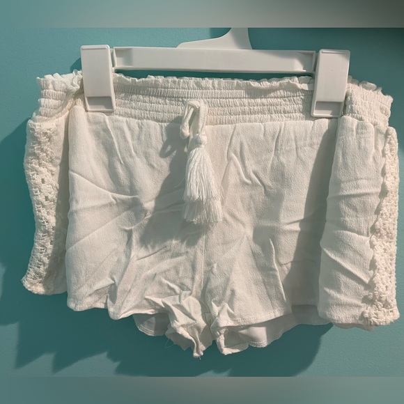Ocean Drive Pants - White Ocean Drive Shorts! Size S!